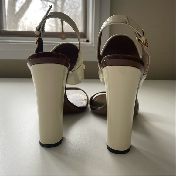 Cream GUCCI Patent Leather Horsebit Sandals 38.5 - Picture 5 of 6